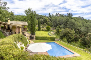 Catalunya Casas Stunning Costa Brava mountain retreat and 30kms away from the beach